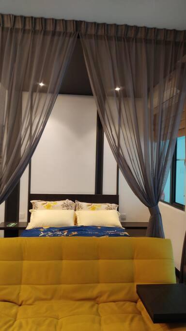 Hidayah Homestay Near Ukm And Ktm Station With High Speed Wifi - Pool & River View Bangi Exterior photo